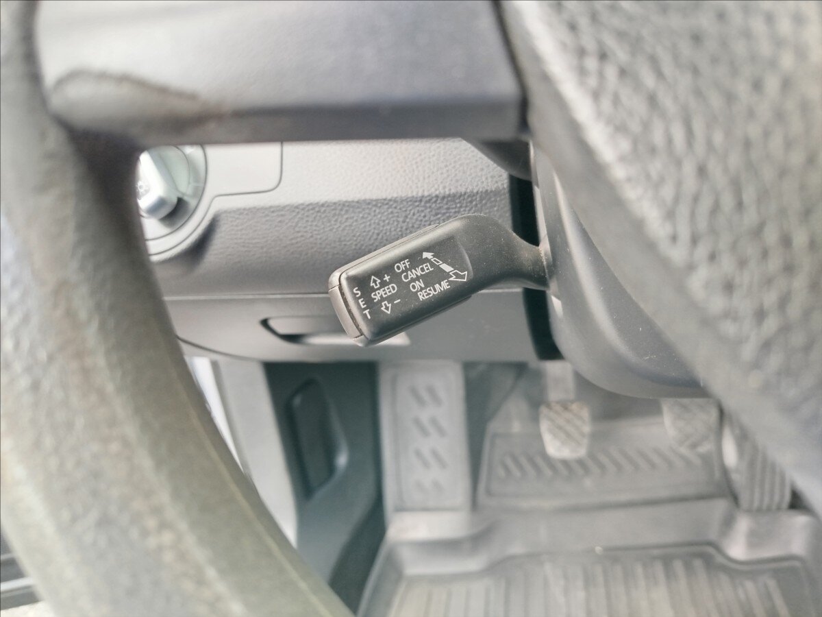 Volkswagen Passat Kombi 2,0 l 103 kw