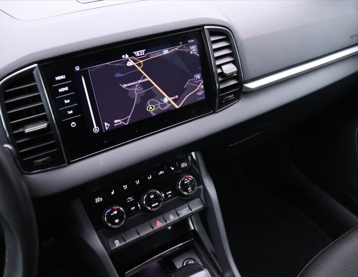 Škoda Karoq SUV / Terénní 2,0 l 110 kw