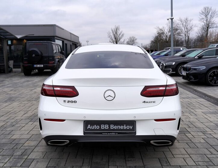 Mercedes-Benz Třídy E 5