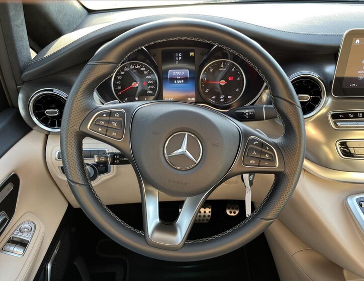 Mercedes-Benz Třídy V MPV 2,0 l 174 kw