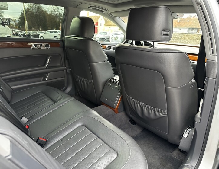 Volkswagen Phaeton 20