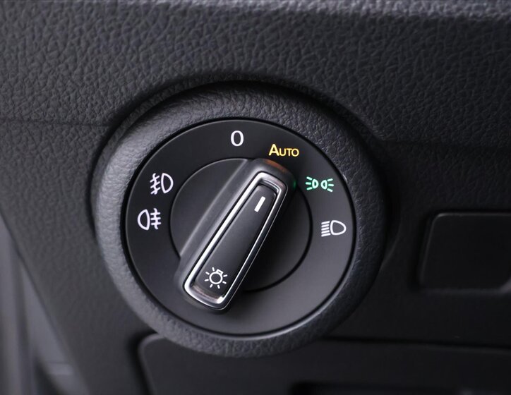 Volkswagen Multivan 16