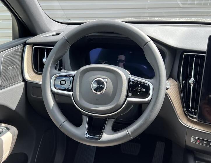 Volvo XC60 18