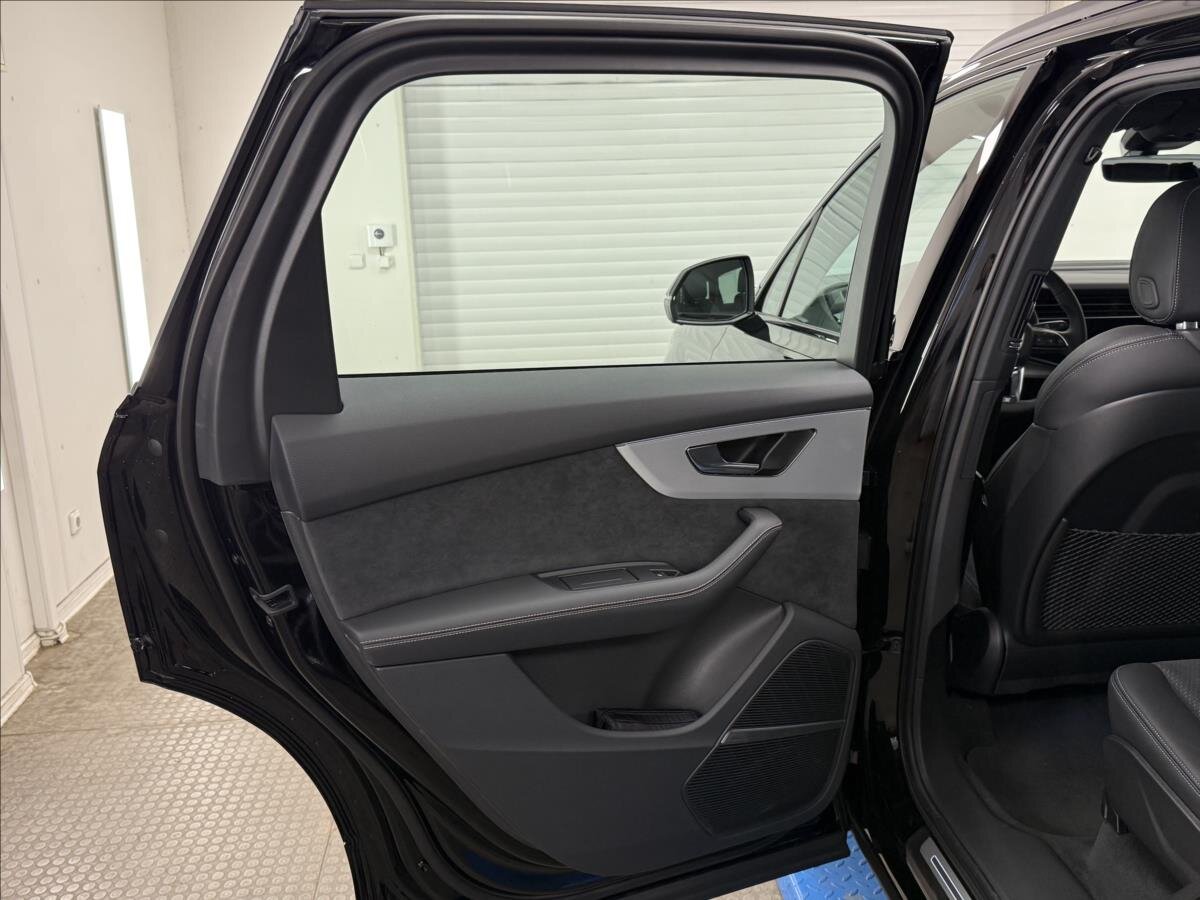 Audi Q7 SUV / Terénní 3,0 l 210 kw