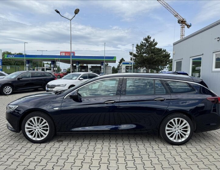 Opel Insignia Kombi 1,5 l 121 kw