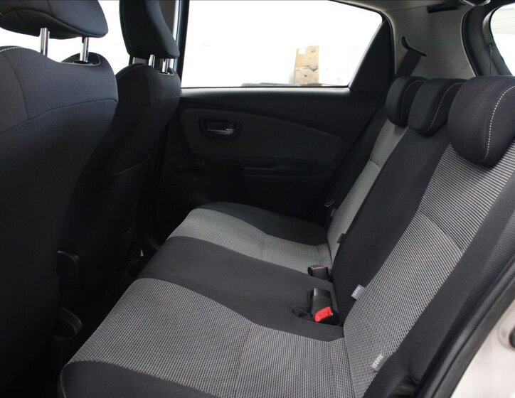 Toyota Yaris Hatchback 1,5 l 74 kw