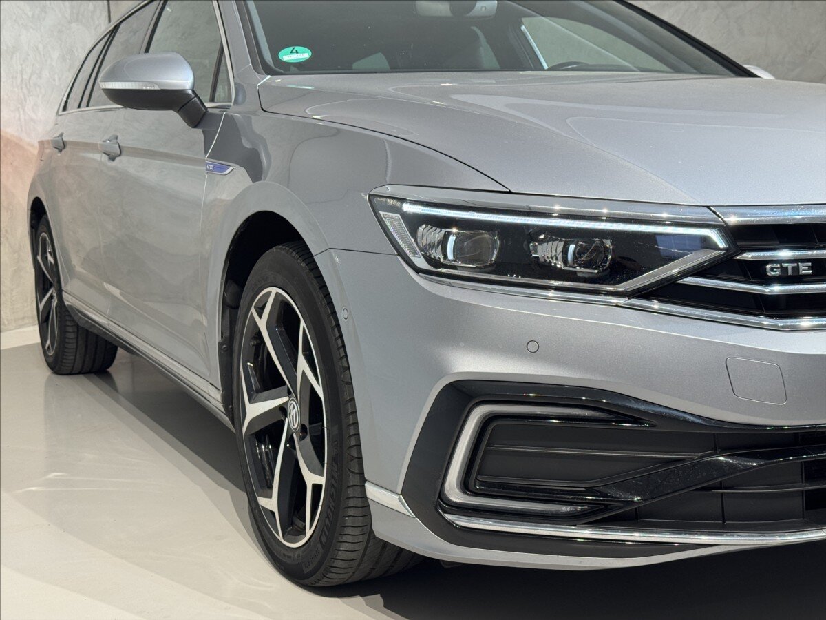 Volkswagen Passat Kombi 1,4 l 160 kw