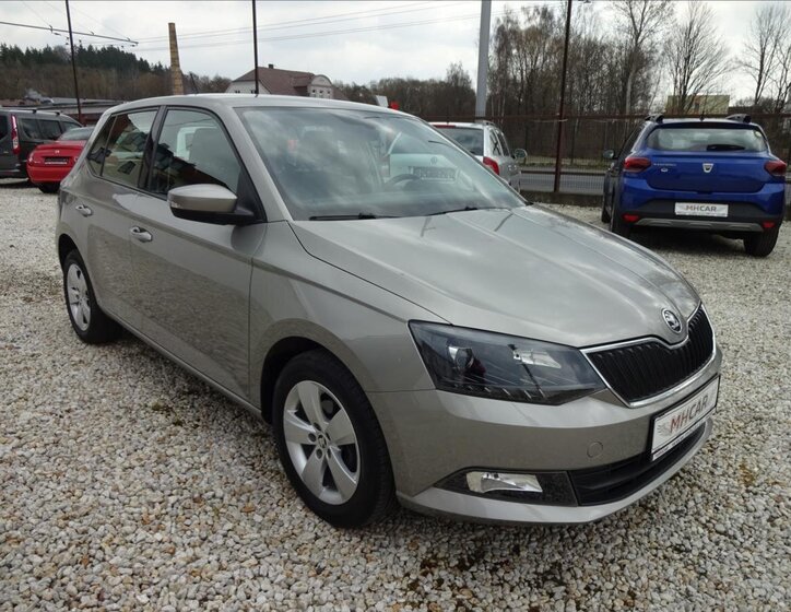 Škoda Fabia Hatchback 999,0 70 kw