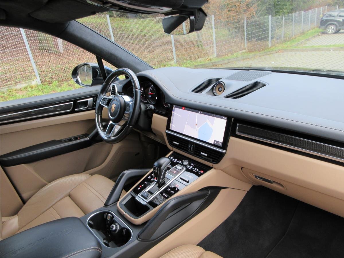 Porsche Cayenne Kombi 2,9 l 324 kw
