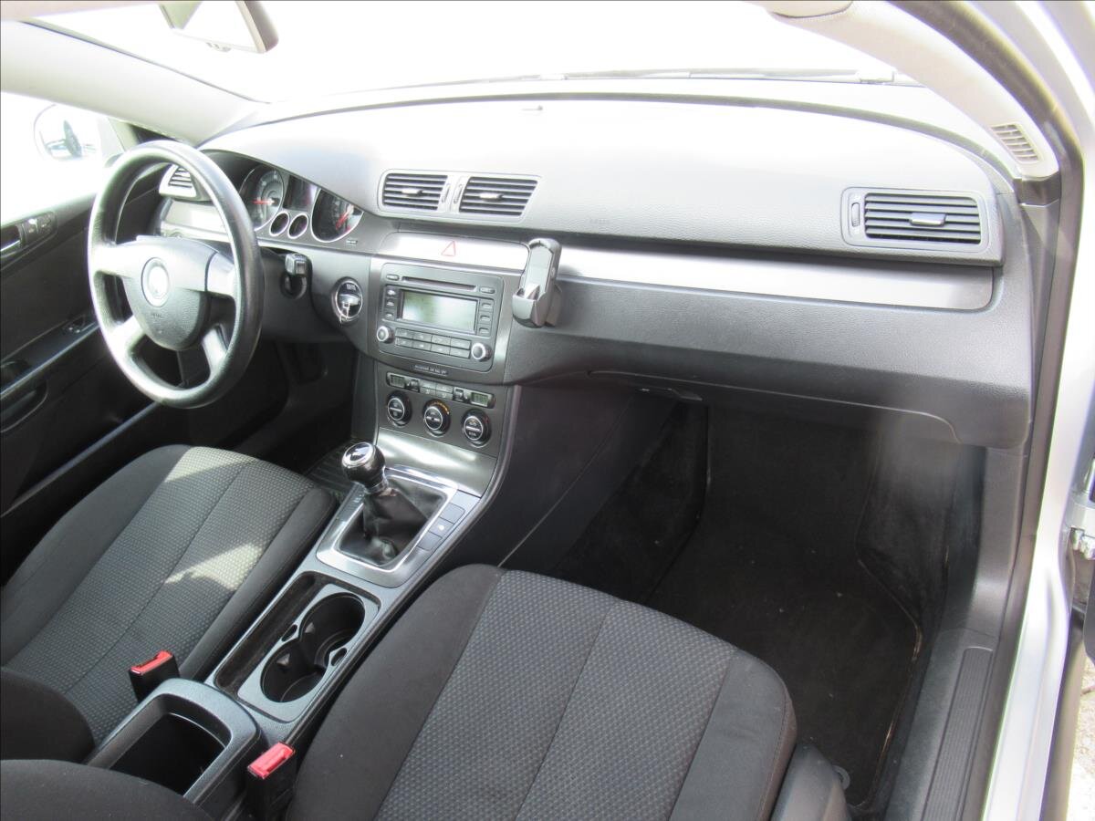 Volkswagen Passat Kombi 2,0 l 103 kw