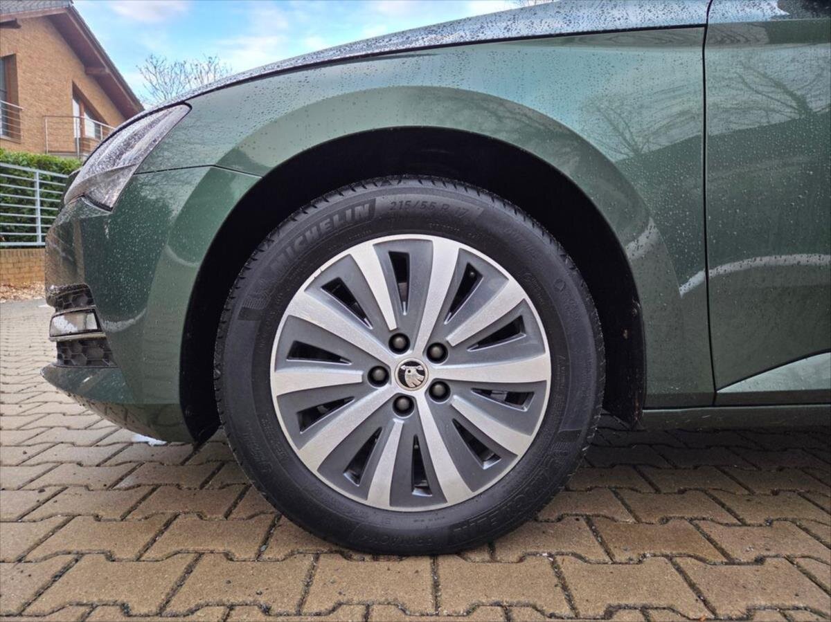 Škoda Superb Kombi 2,0 l 110 kw