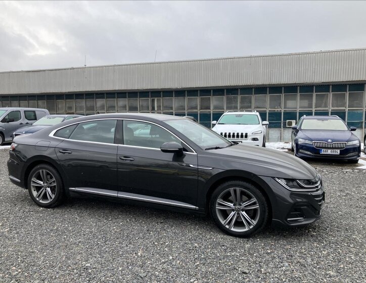 Volkswagen Arteon Liftback 2,0 l 110 kw