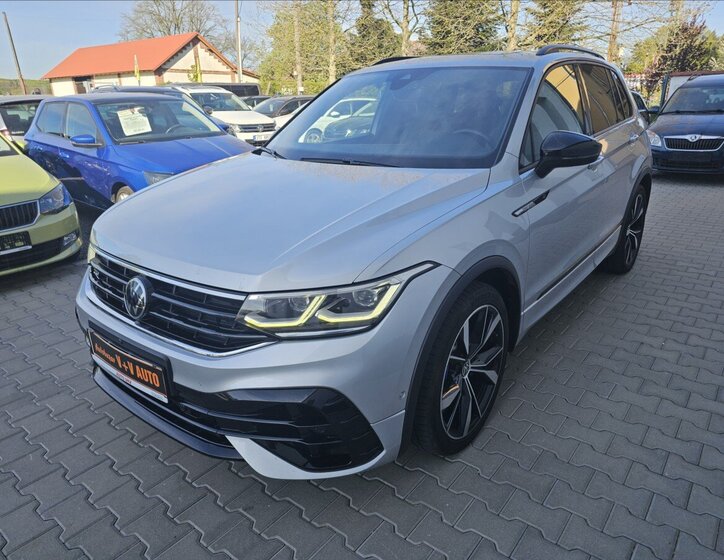 Volkswagen Tiguan Kombi 2,0 l 235 kw