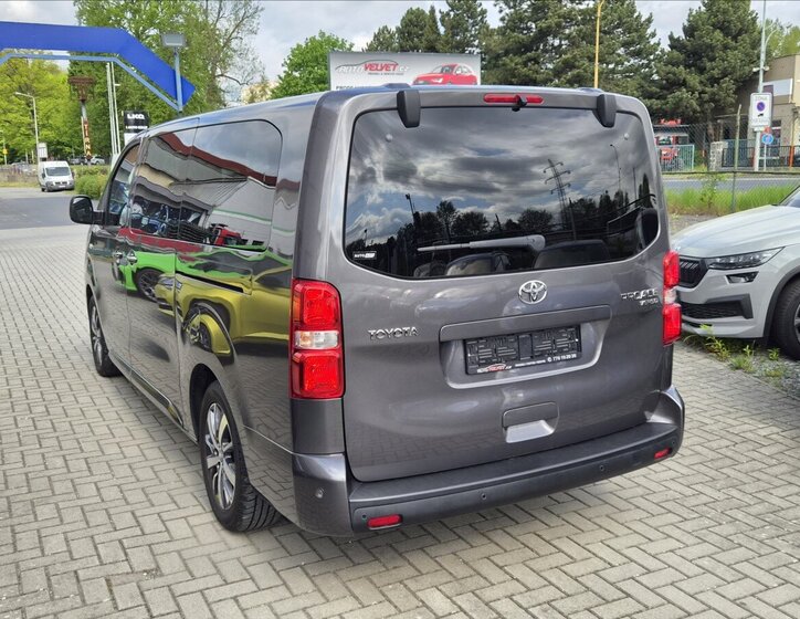 Toyota ProAce Verso MPV 2,0 l 106 kw