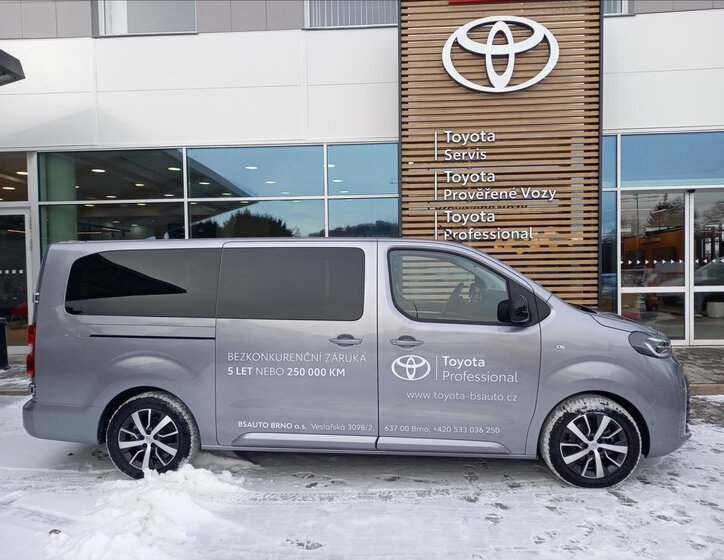 Toyota ProAce Verso 3