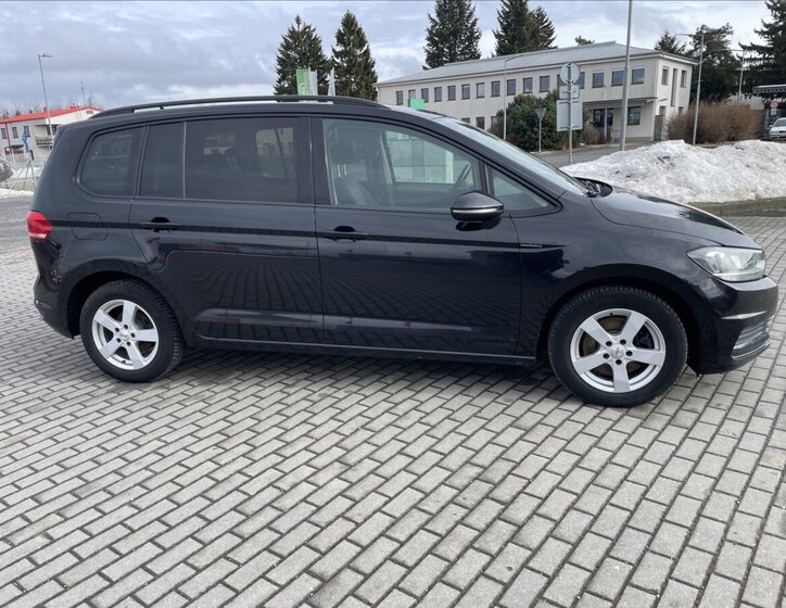 Volkswagen Touran MPV 2,0 l 110 kw