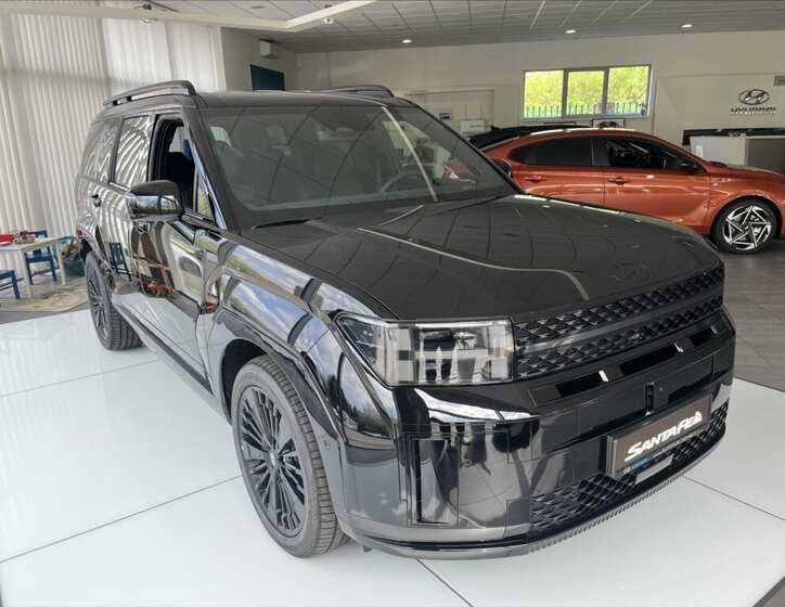 Hyundai Santa Fe SUV / Terénní 1,6 l 185 kw