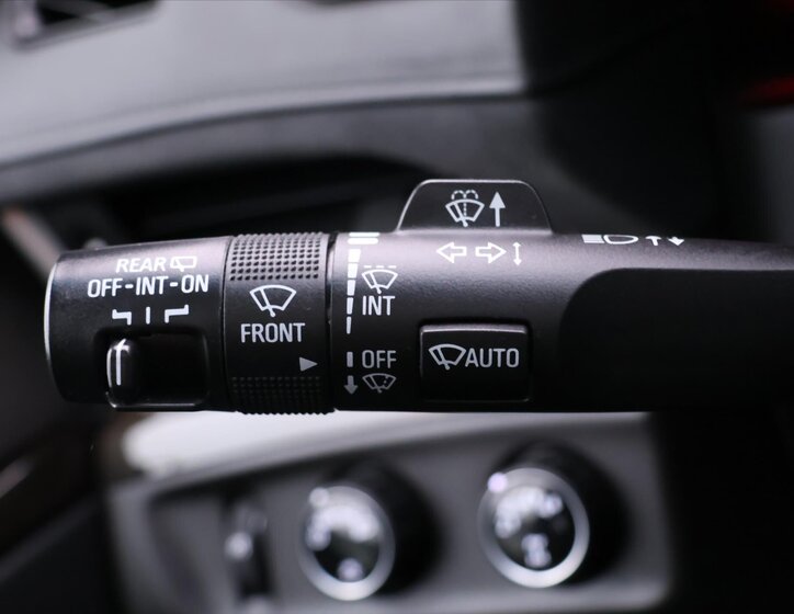 Cadillac Escalade SUV 6,2 l 313 kw