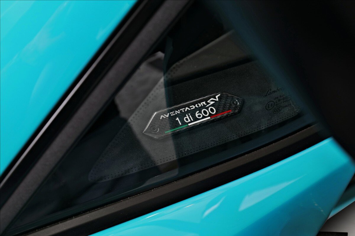 Lamborghini Aventador Kupé 6,5 l 552 kw