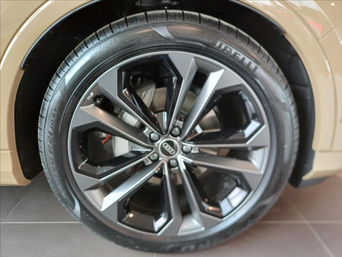 Audi Q7 SUV / Terénní 3,0 l 210 kw