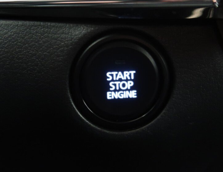 Mazda CX-30 SUV / Terénní 2,0 l 90 kw