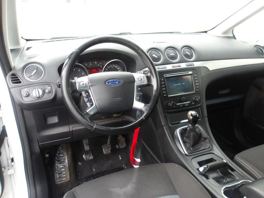 Ford Galaxy MPV 2,0 l 107 kw