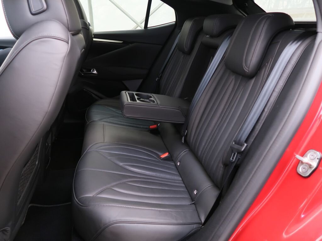 DS Automobiles DS4 Hatchback 1,6 l 132 kw