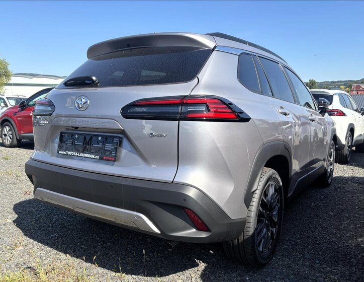 Toyota Corolla Cross SUV 1,8 l 103 kw