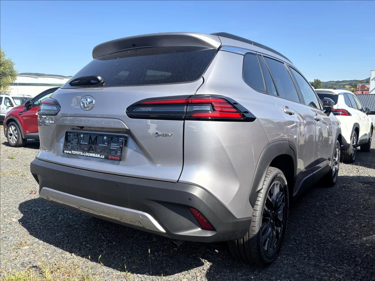 Toyota Corolla Cross SUV 1,8 l 103 kw