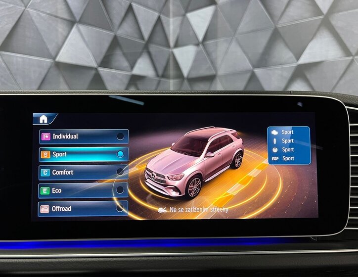 Mercedes-Benz GLE SUV 3,0 l 270 kw