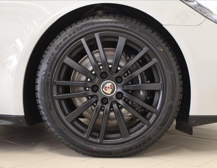 Porsche Panamera Hatchback 4,0 l 368 kw