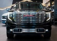 GMC Sierra Pick-up 6,2 l 313 kw