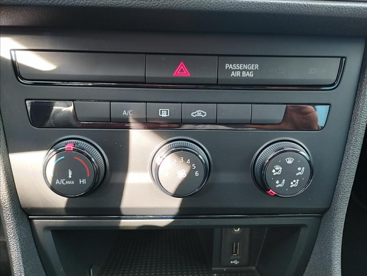 Seat Leon Hatchback 1,2 l 63 kw