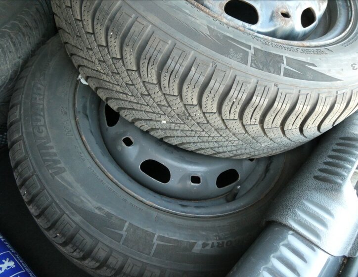 Volkswagen Fox Hatchback 1,2 l 40 kw