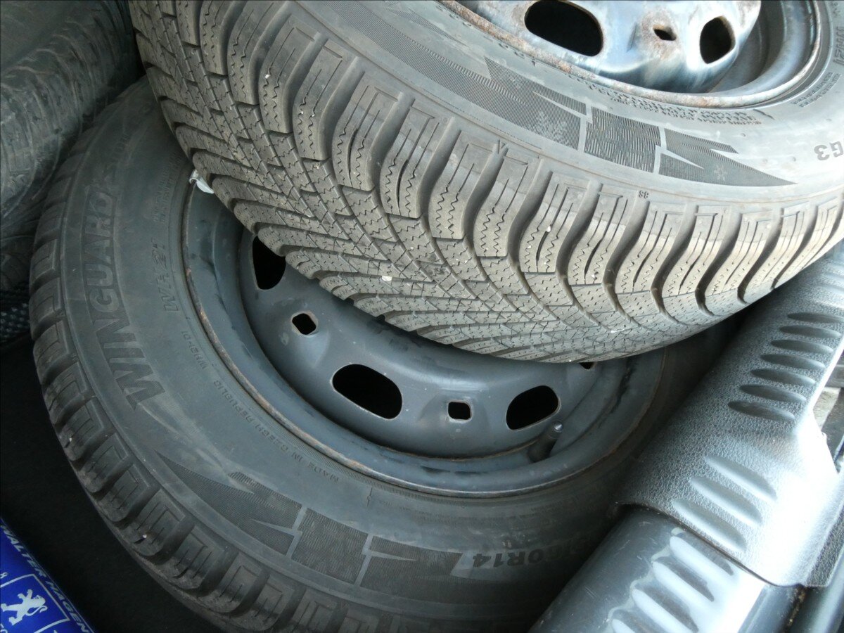 Volkswagen Fox Hatchback 1,2 l 40 kw