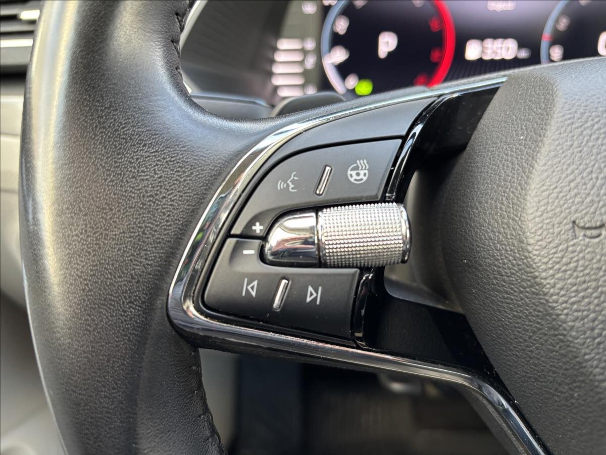 Škoda Superb Kombi 2,0 l 110 kw