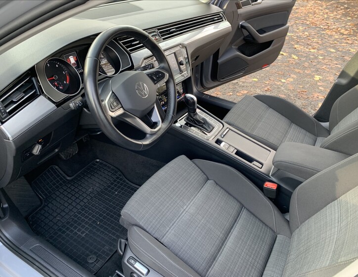 Volkswagen Passat 12