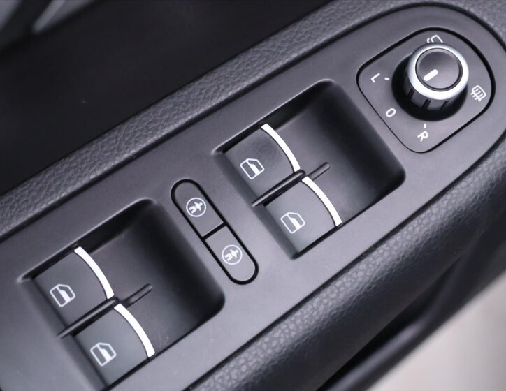 Volkswagen Sharan MPV 2,0 l 130 kw