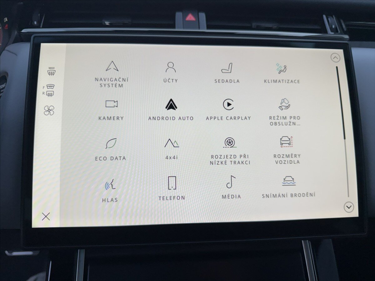 Land Rover Range Rover Velar SUV / Terénní 3,0 l 221 kw