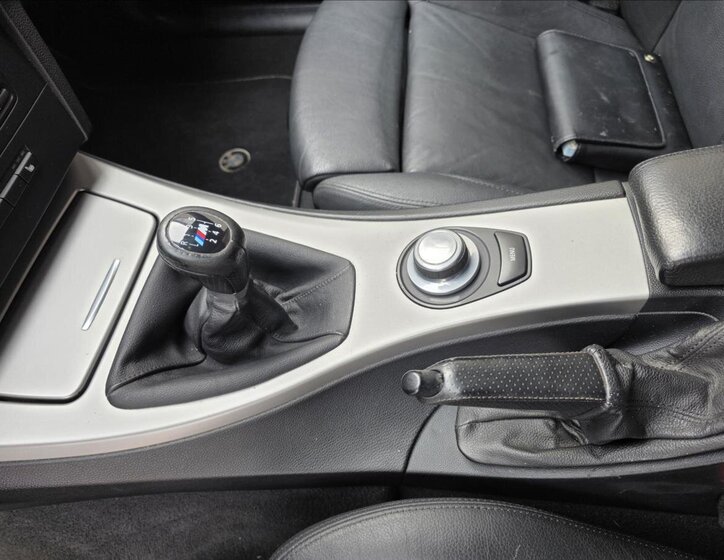 BMW Řada 3 Kombi 3,0 l 170 kw