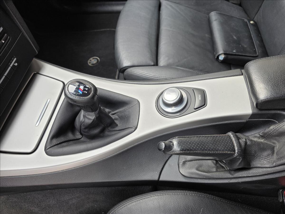 BMW Řada 3 Kombi 3,0 l 170 kw