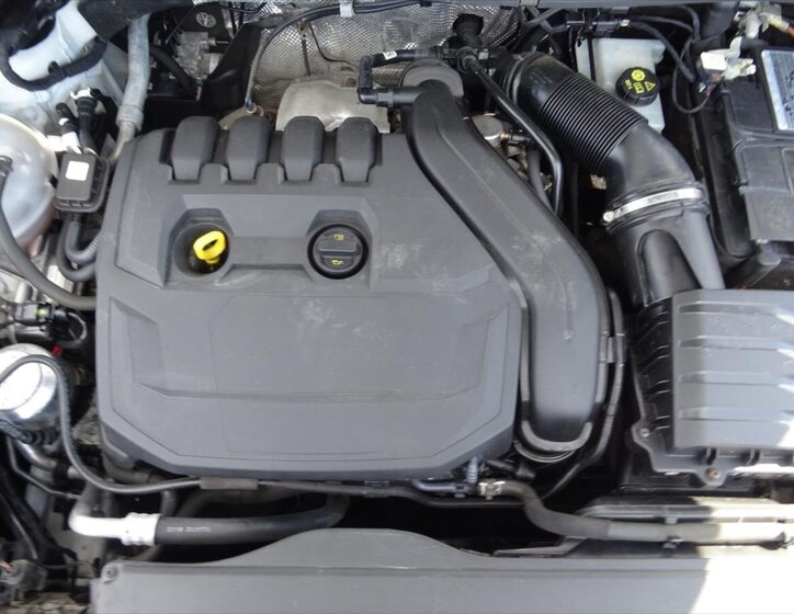 Škoda Kodiaq SUV / Terénní 1,5 l 110 kw