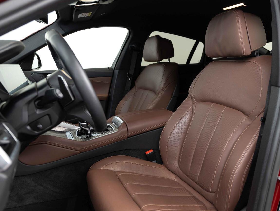 BMW X6 SUV 3,0 l 210 kw