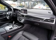 BMW Řada 7 Sedan 3,0 l 210 kw