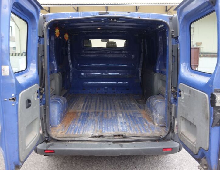 Opel Vivaro 14