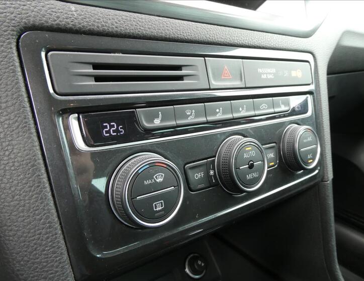 Volkswagen Golf Sportsvan 34