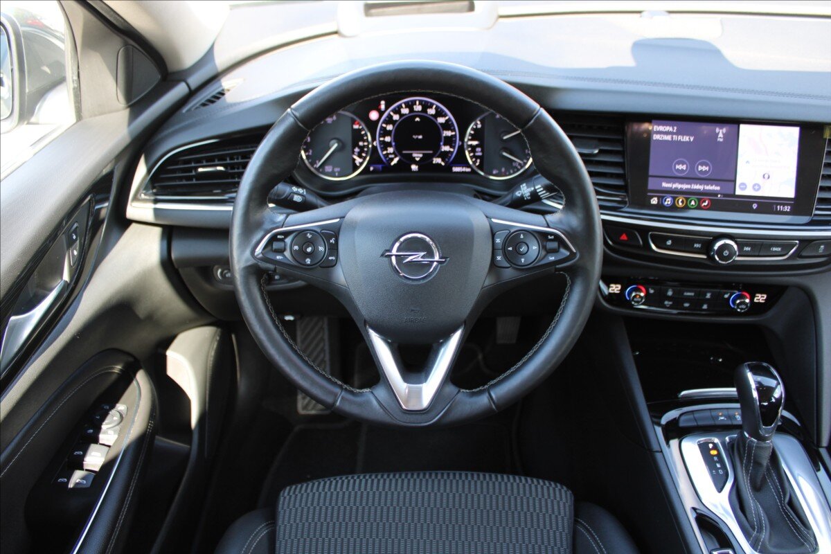 Opel Insignia Liftback 2,0 l 125 kw