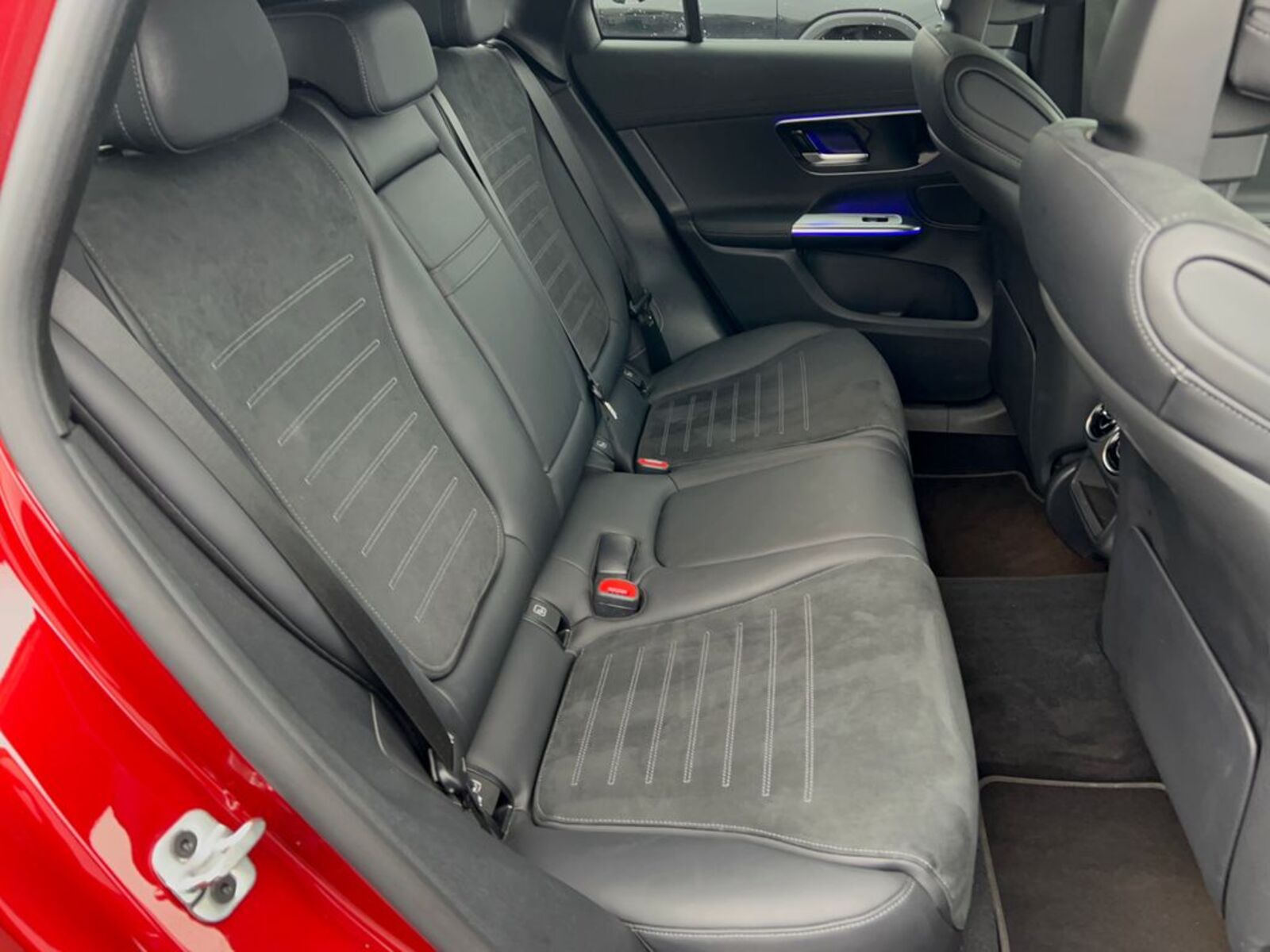 Mercedes-Benz GLC 10