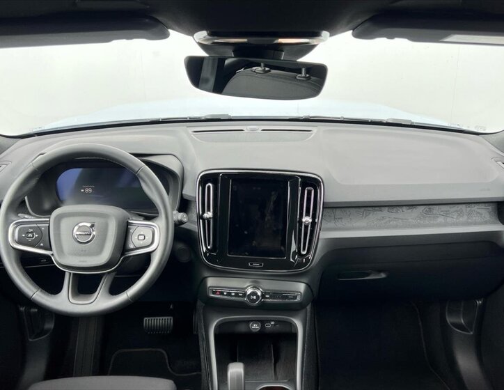 Volvo EX40 Kombi 0,0 175 kw