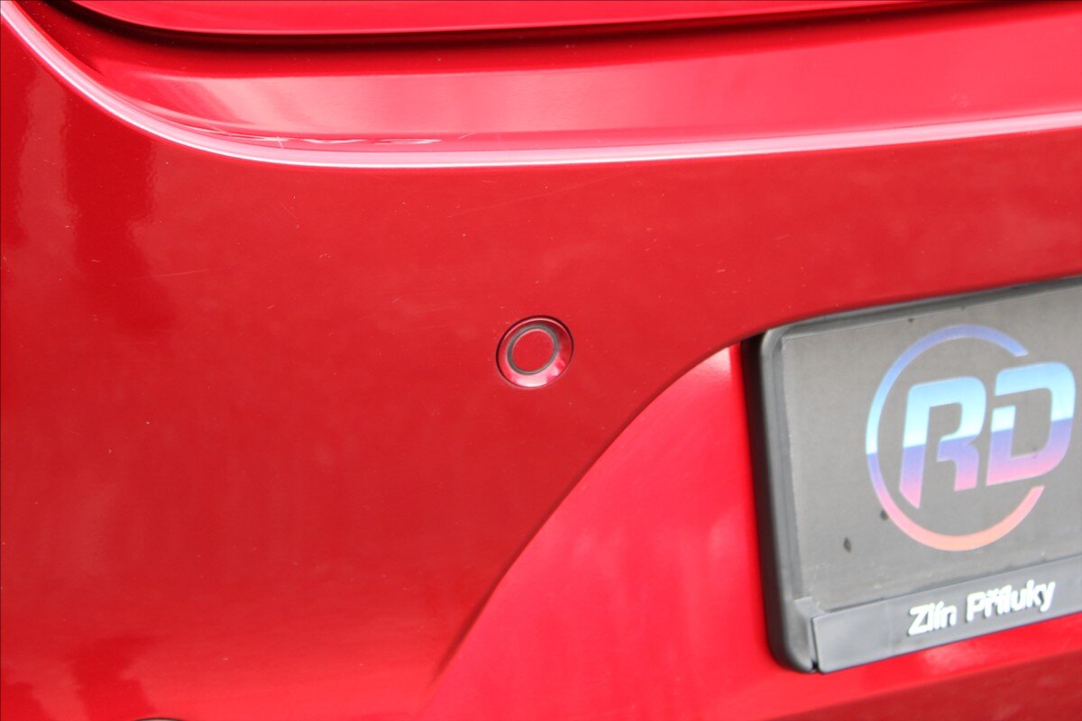 Mazda 3 Sedan / Limuzína 2,0 l 90 kw